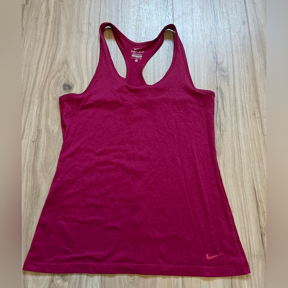 Nike Pink Fitted Sleeveless Tank